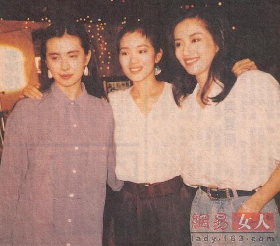 中国女性服饰30年变化