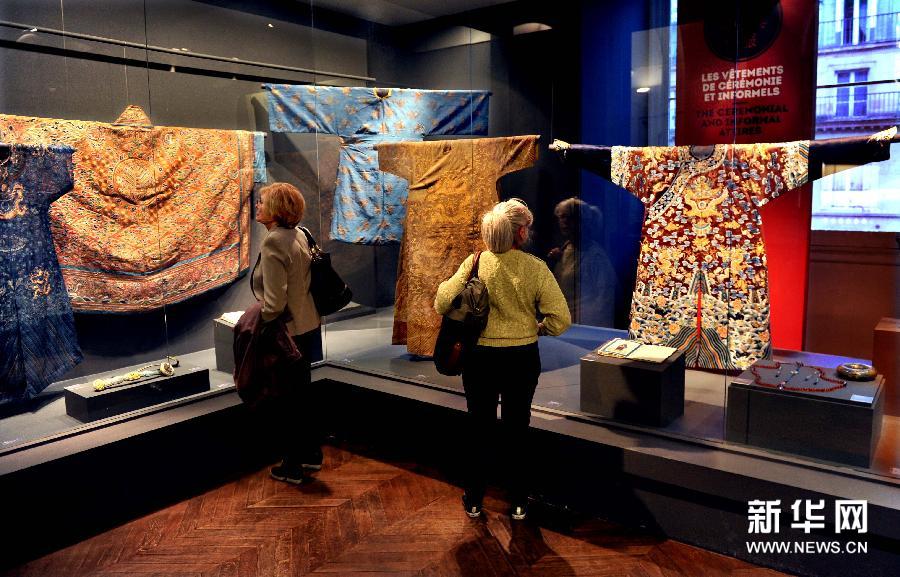 （国际）（4）中国艺术珍品展在巴黎举行
