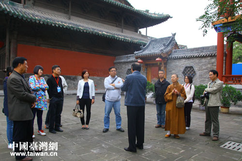 台湾记者参观太原崇善寺