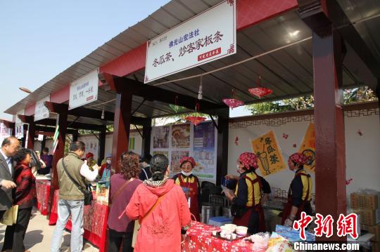两岸素食文化博览会启幕世界素食扬州“大集会”