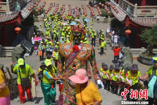 台湾安平230名妈祖信众赴妈祖故里湄洲岛谒祖进香