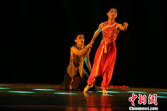 港澳台及海外舞蹈节目参展第11届中国“桃李杯”