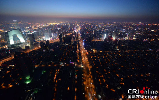 2015年2月18日，除夕的北京夜晚景象。