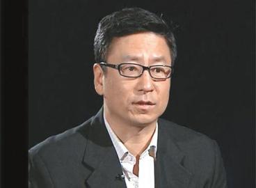宁财神称不后悔吸毒 白岩松：应该多踹他几脚