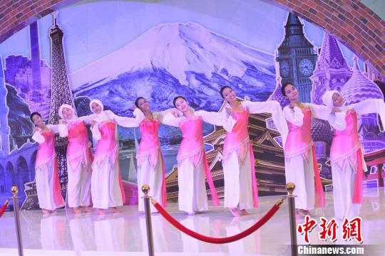 中国元素亮相印尼“AmazingCulture”文化节活动