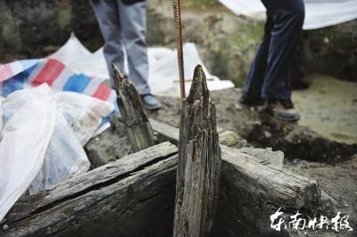 福州三坊七巷遗址现木制护岸遗迹