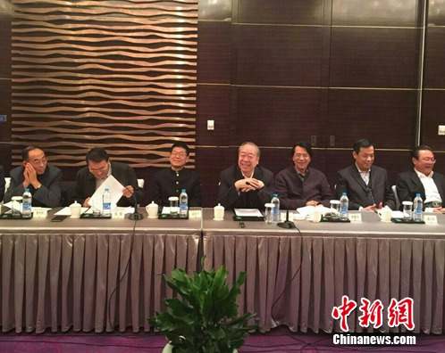 作协副主席何建明赞《泣血长城》“入情”（图）