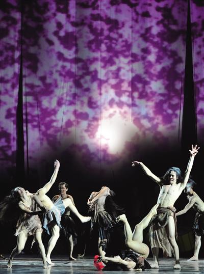 崔健跨界指导现代舞 自称"痴迷现代舞20余年"(