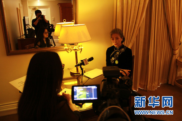 中国著名表演艺术家吕中在澳摘得影后