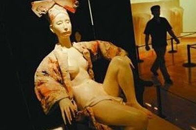 慈禧太后遗体出土时景象恐怖 细数陪葬的那些宝贝（组图）