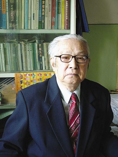 原中宣部部长邓力群逝世 享年100岁