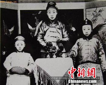 《你所不知道的溥仪》第10集:溥仪生母吞鸦片自杀