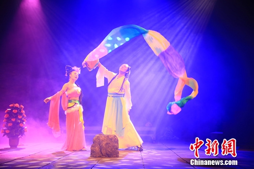 傅琰东谈参演《劳山道士》：解决魔术与舞台剧冲突