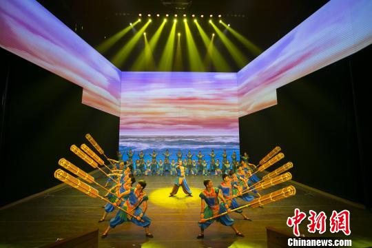 大型民俗歌舞秀《祥瑞湄洲》“妈祖故里”正式上演