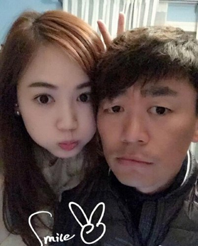 王宝强妻子劈腿王宝强经纪人